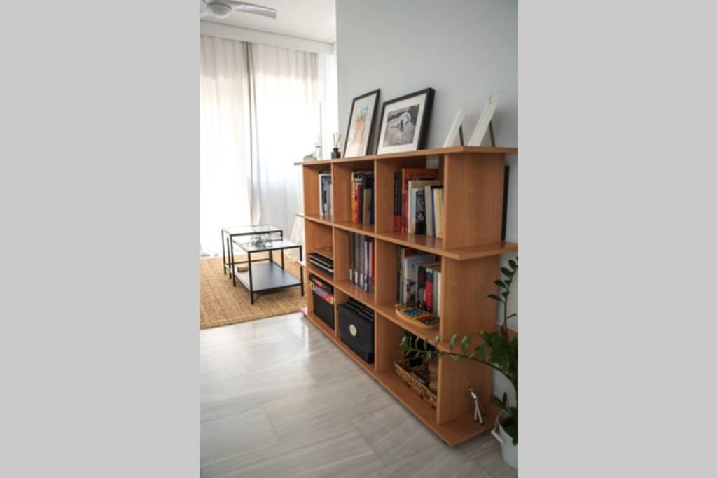 Your Cozy Downtown Home - Apartment Lárisza Kültér fotó