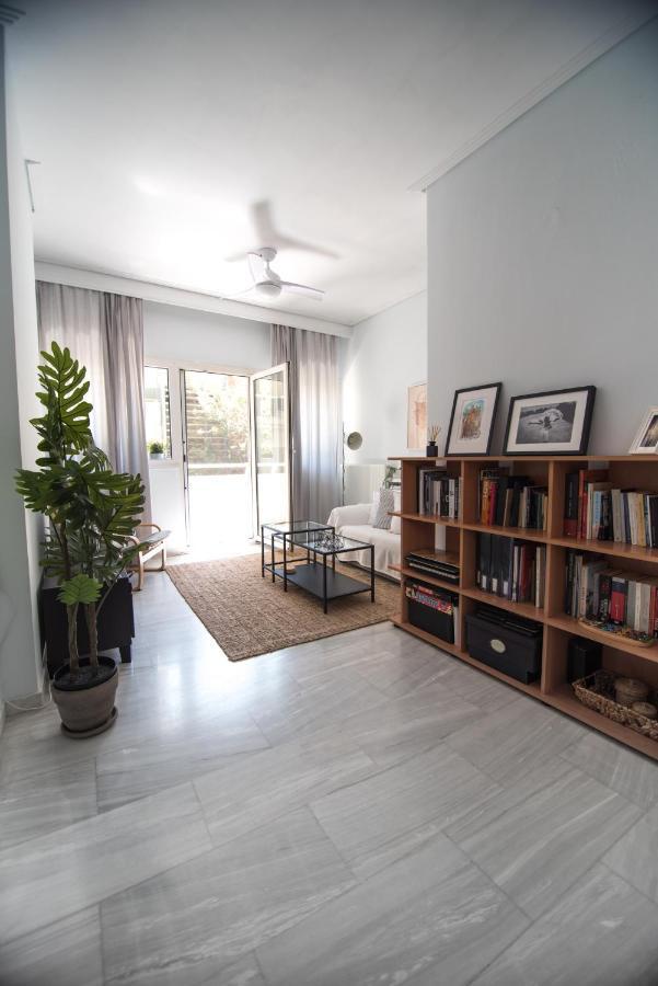 Your Cozy Downtown Home - Apartment Lárisza Kültér fotó