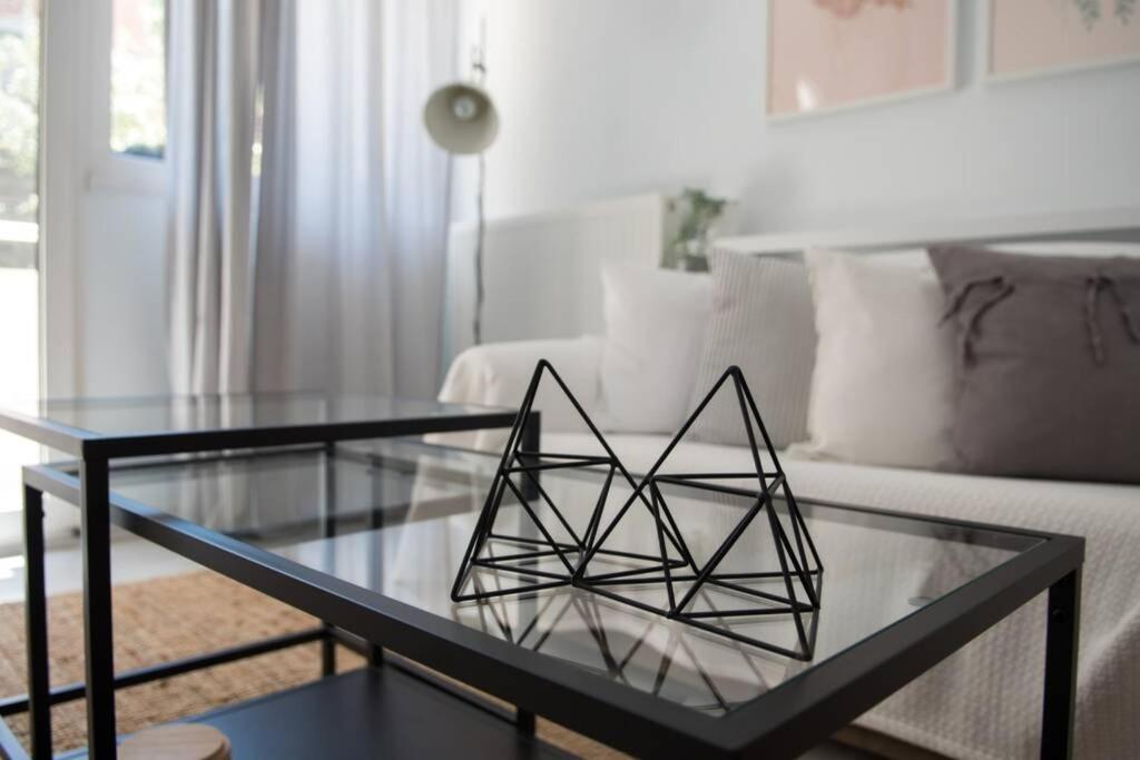 Your Cozy Downtown Home - Apartment Lárisza Kültér fotó